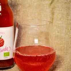 Produktfoto Hallonsoda från Sodabruket