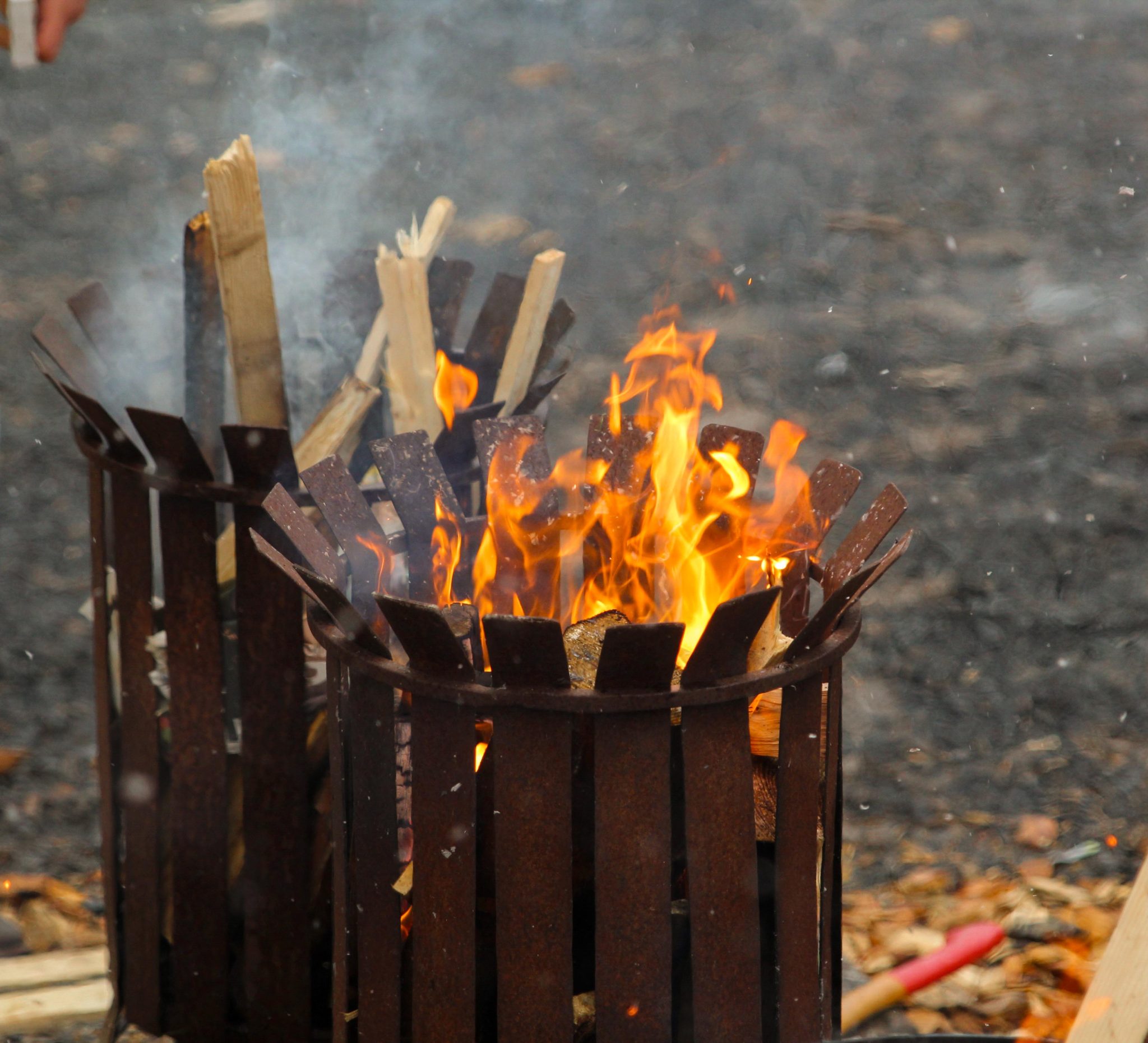 En brasa med eld